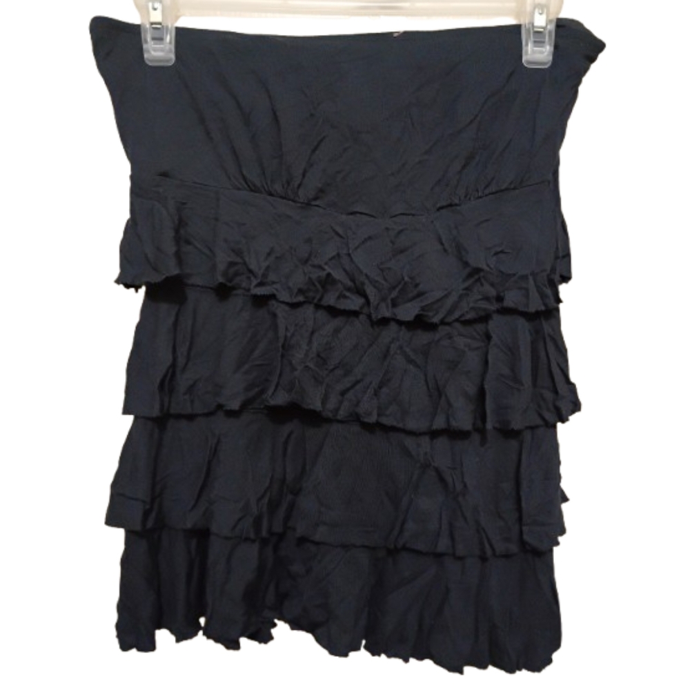 💙  5 For $25 Express Black Tiered Ruffle Tube Top